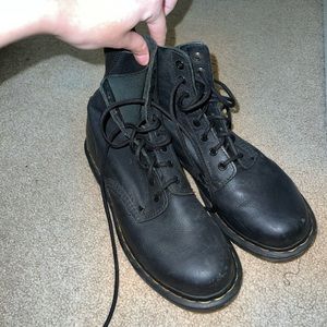 1460 Dr. Martens